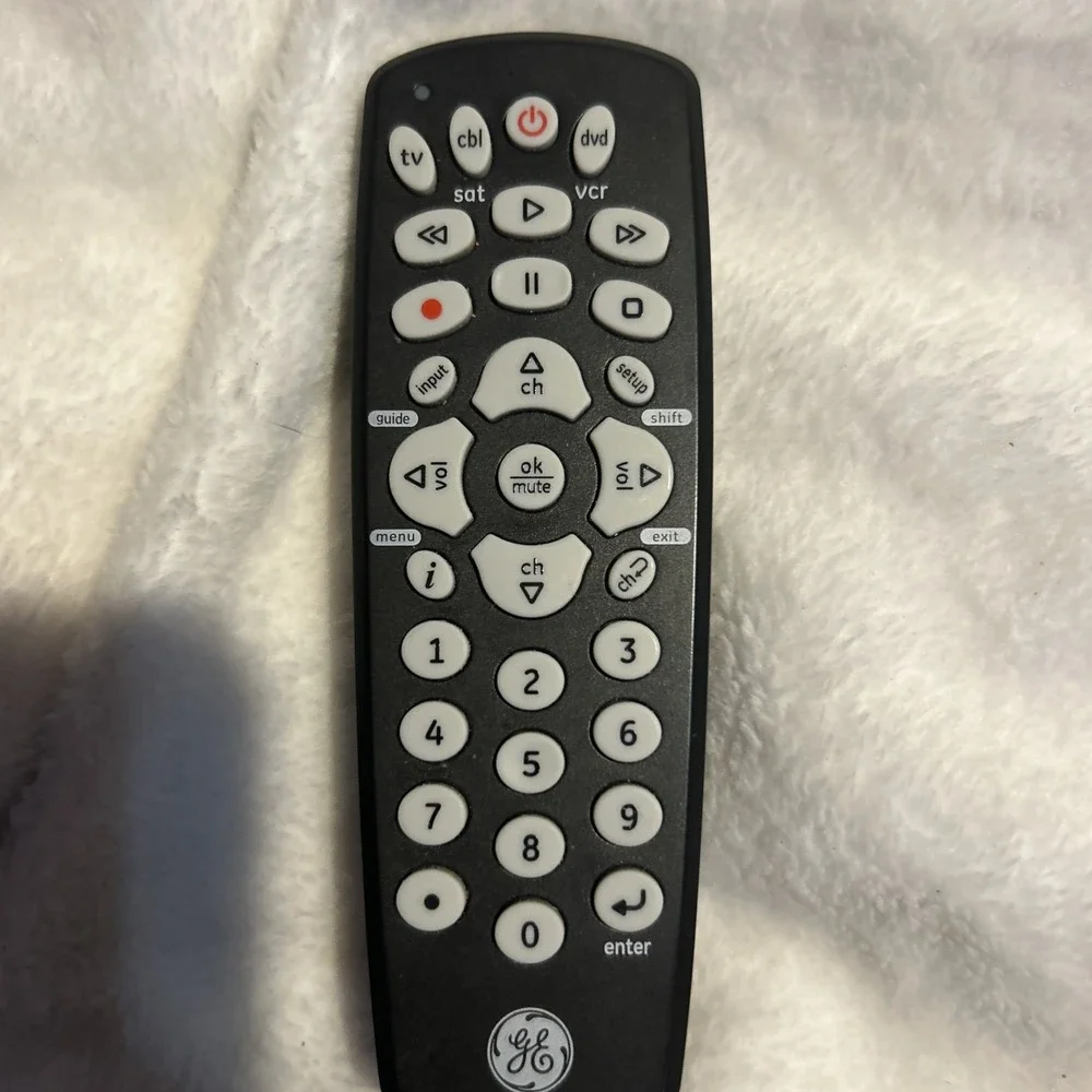 GE Remote - 34456 CL5 7252 Works Clean